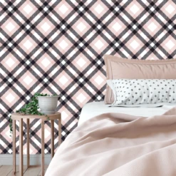 Bonnie Tartan Wallpaper