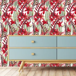 Red Crocosmia Wallpaper